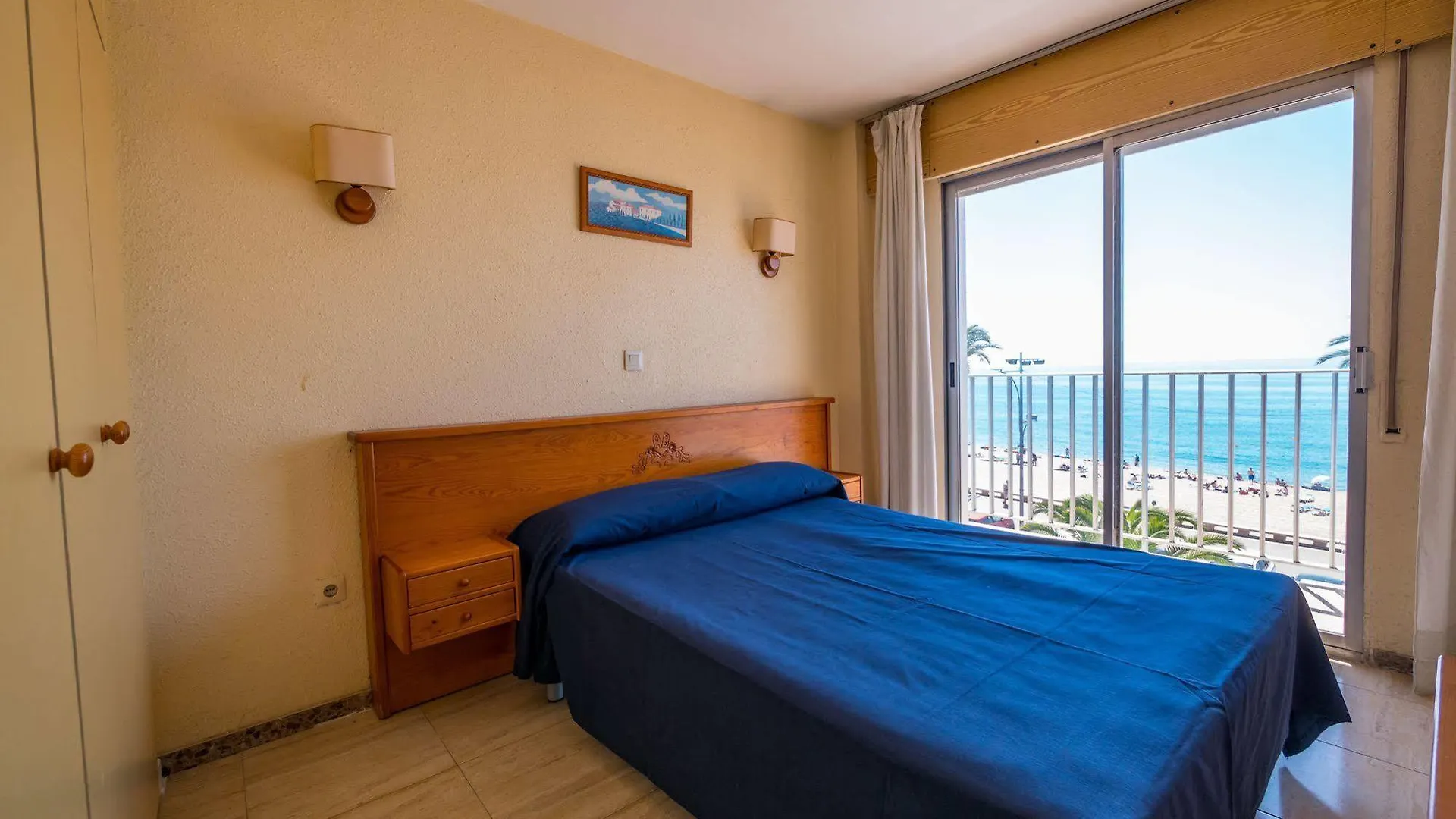 Apartamentos Borodin Льорет-де-Мар Апартаменты